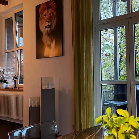 Aryve Erfurterloft - Boutique Loft Zentrumsnah Mit Kostenfreien Parkplaetzen, Design-interieur Und Netflix Erfurt